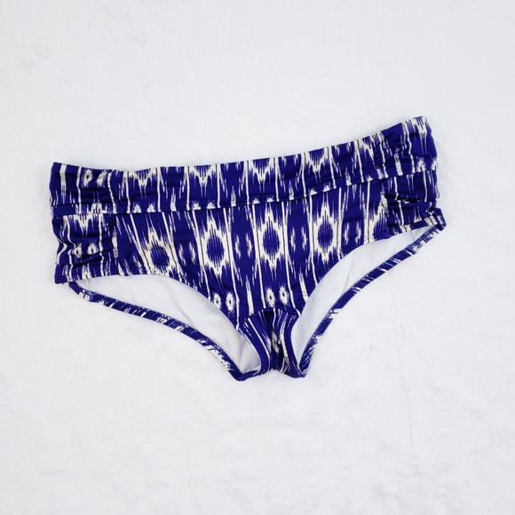 🚫SOLD🚫 Athleta Blue Ikat Rashguard 2 Pc Swim Set - Picture 6 of 8